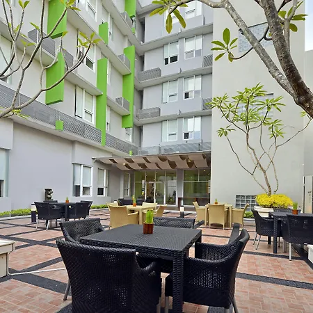 Whiz Hotel Malioboro Yogyakarta-3